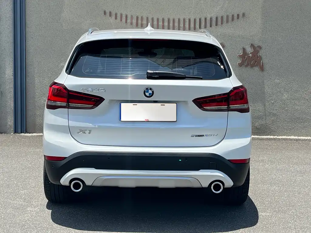 BMW X1 — фото 4
