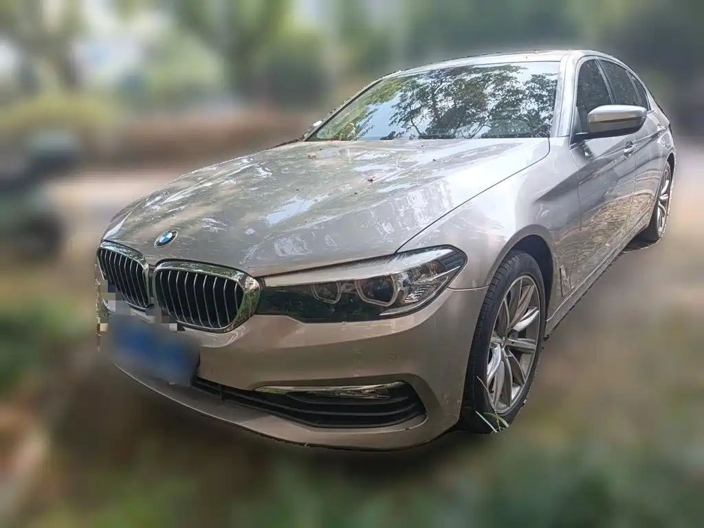 BMW 5 Series — фото 2
