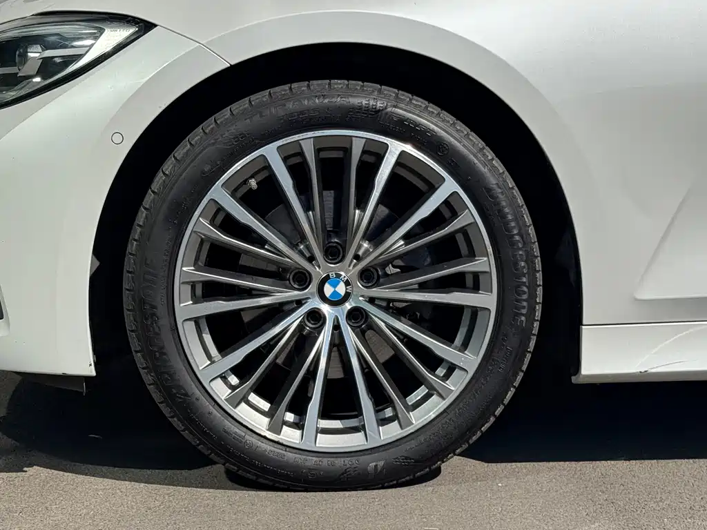 BMW 3 Series — фото 4