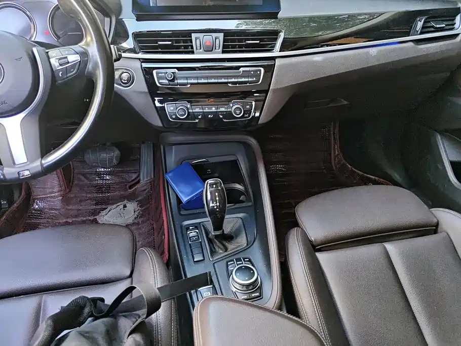 BMW X1 — фото 16