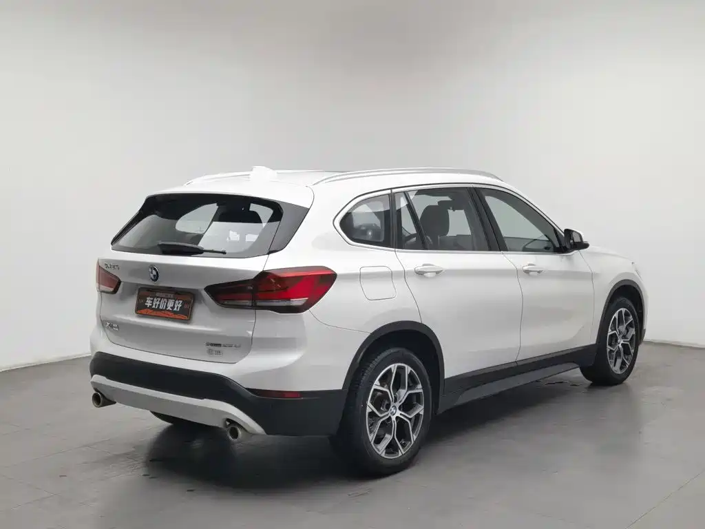 BMW X1 — фото 2