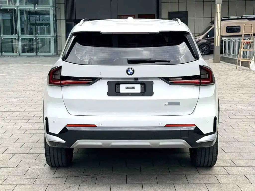 BMW X1 — фото 17