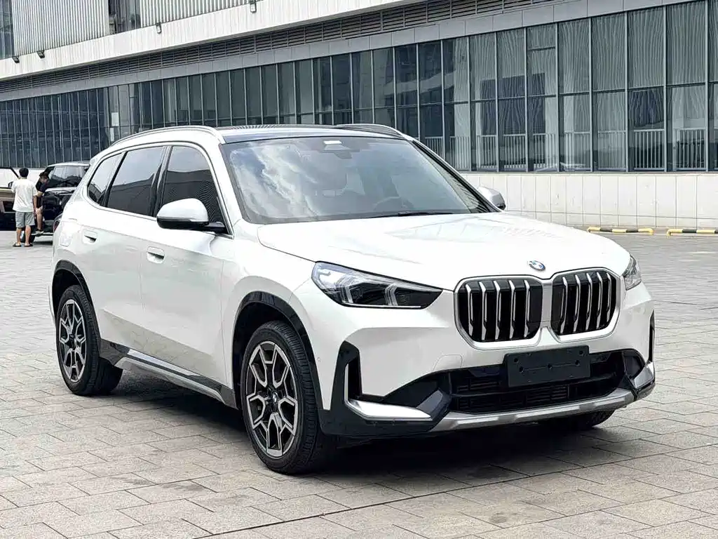 BMW X1 — фото 3
