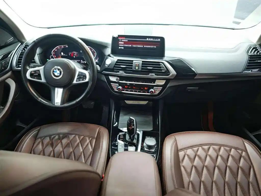 BMW X3 — фото 13