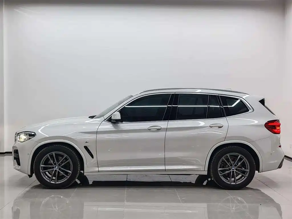 BMW X3 — фото 3