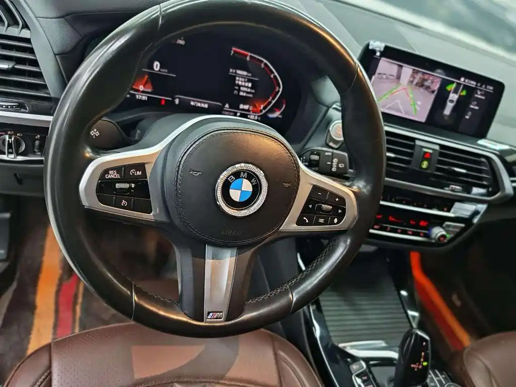 BMW X3 — фото 10