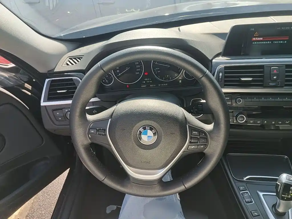 BMW 3 Series GT — фото 11