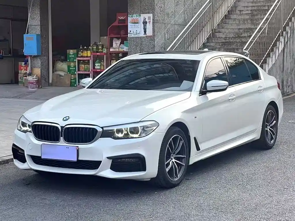 BMW 5 Series — фото 2