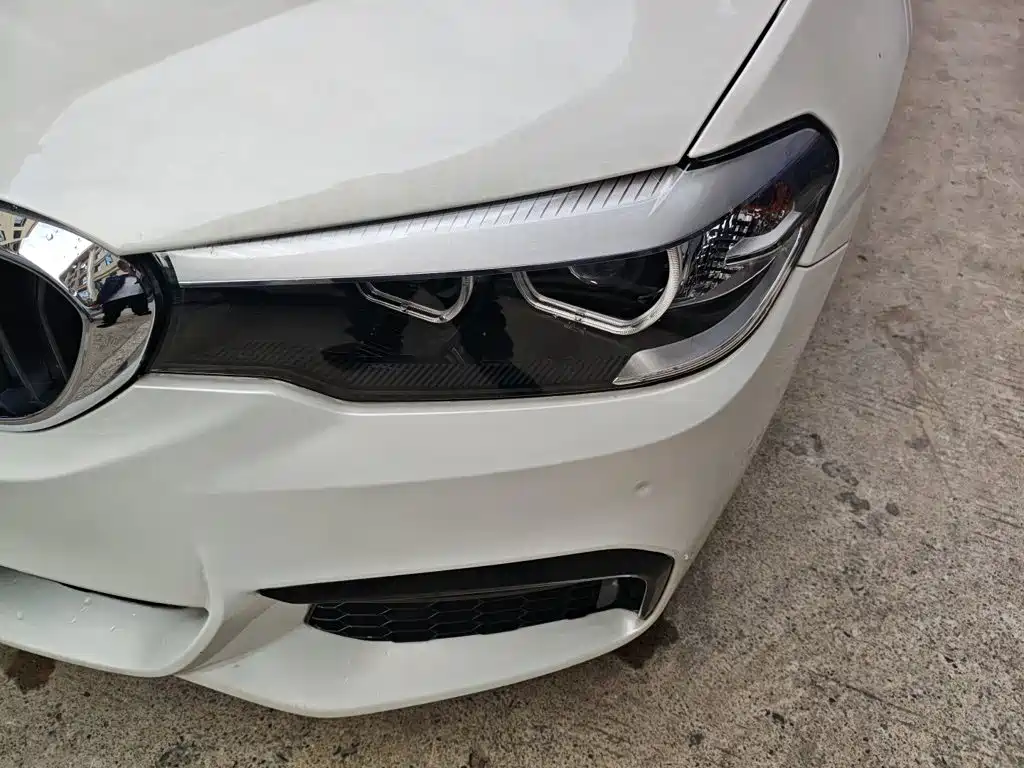 BMW 5 Series — фото 15