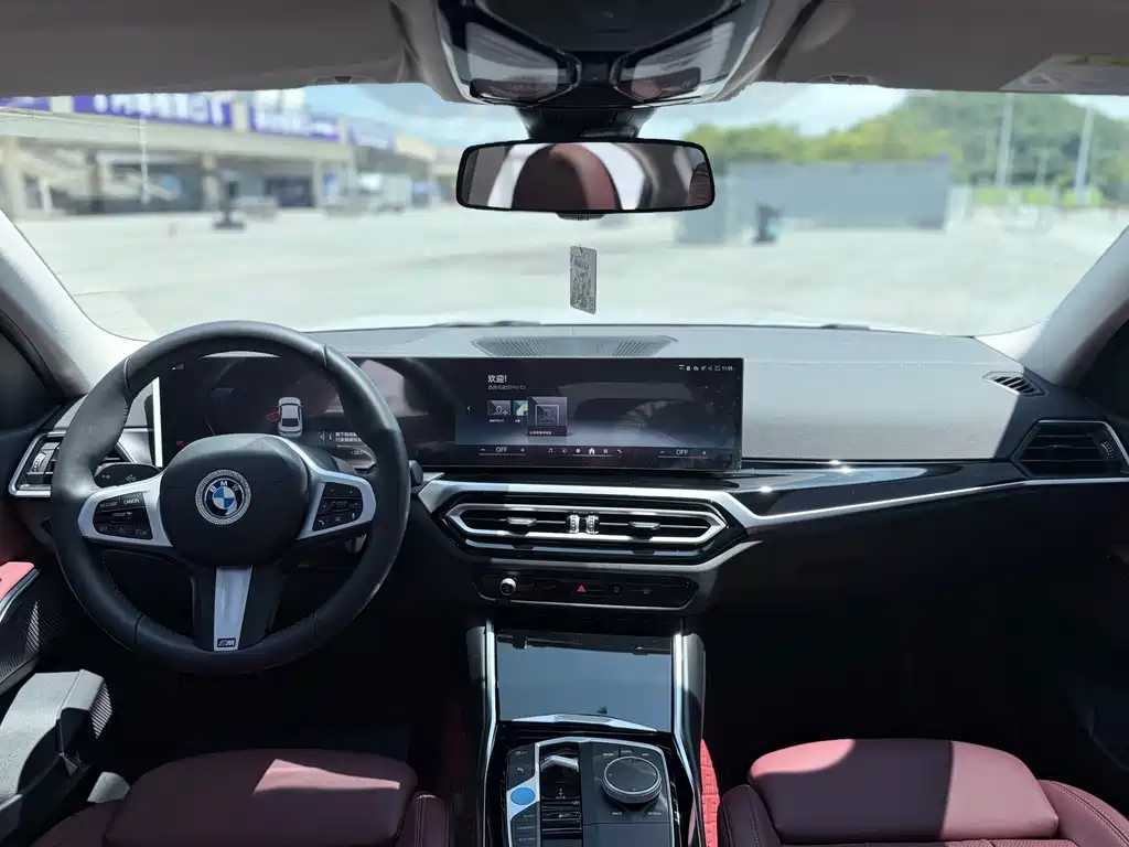 BMW i3 — фото 9