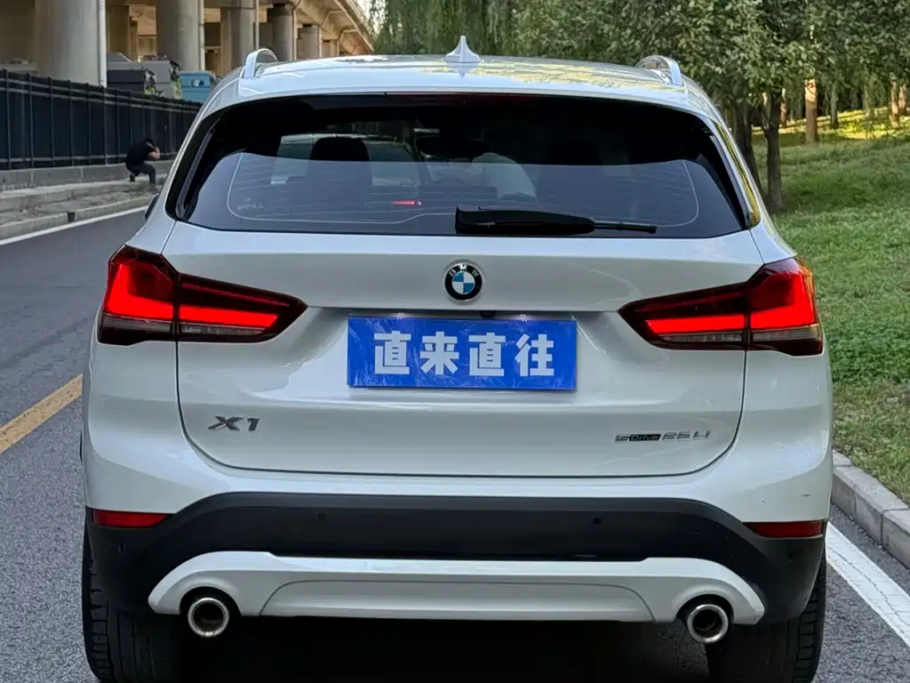 BMW X1 — фото 19