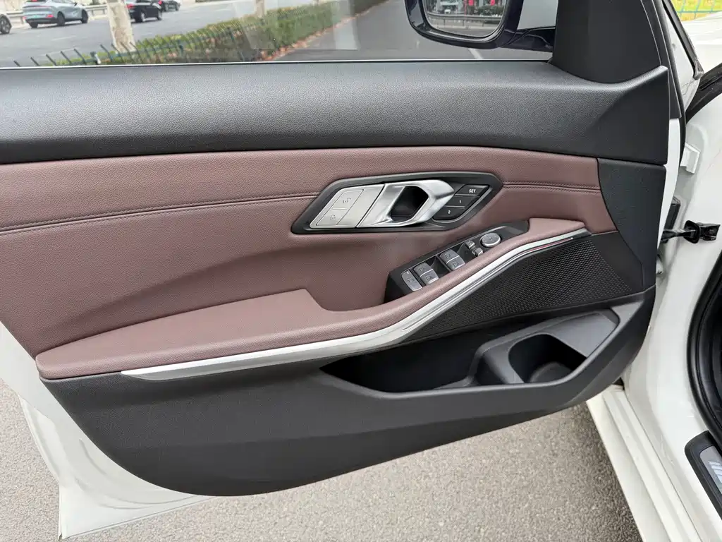 BMW 3 Series — фото 13