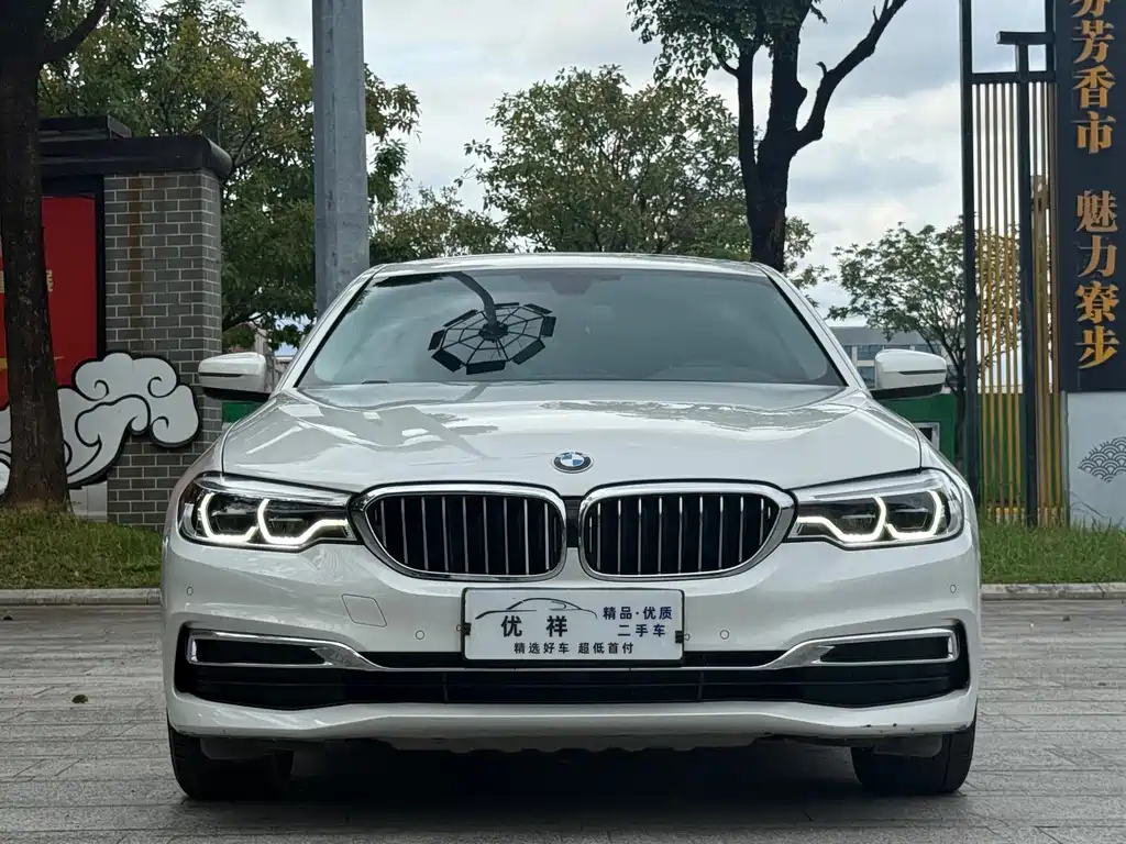 BMW 5 Series — фото 2