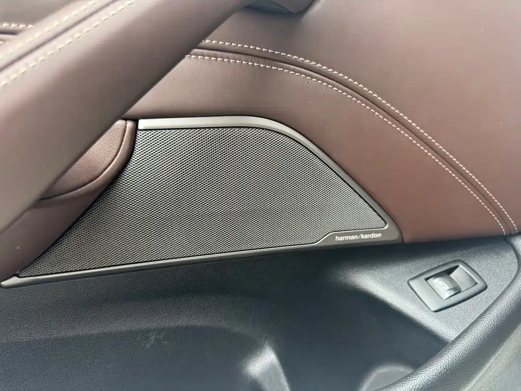BMW 5 Series — фото 10