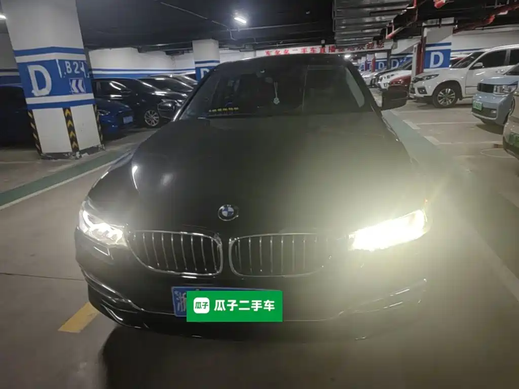 BMW 5 Series — фото 2