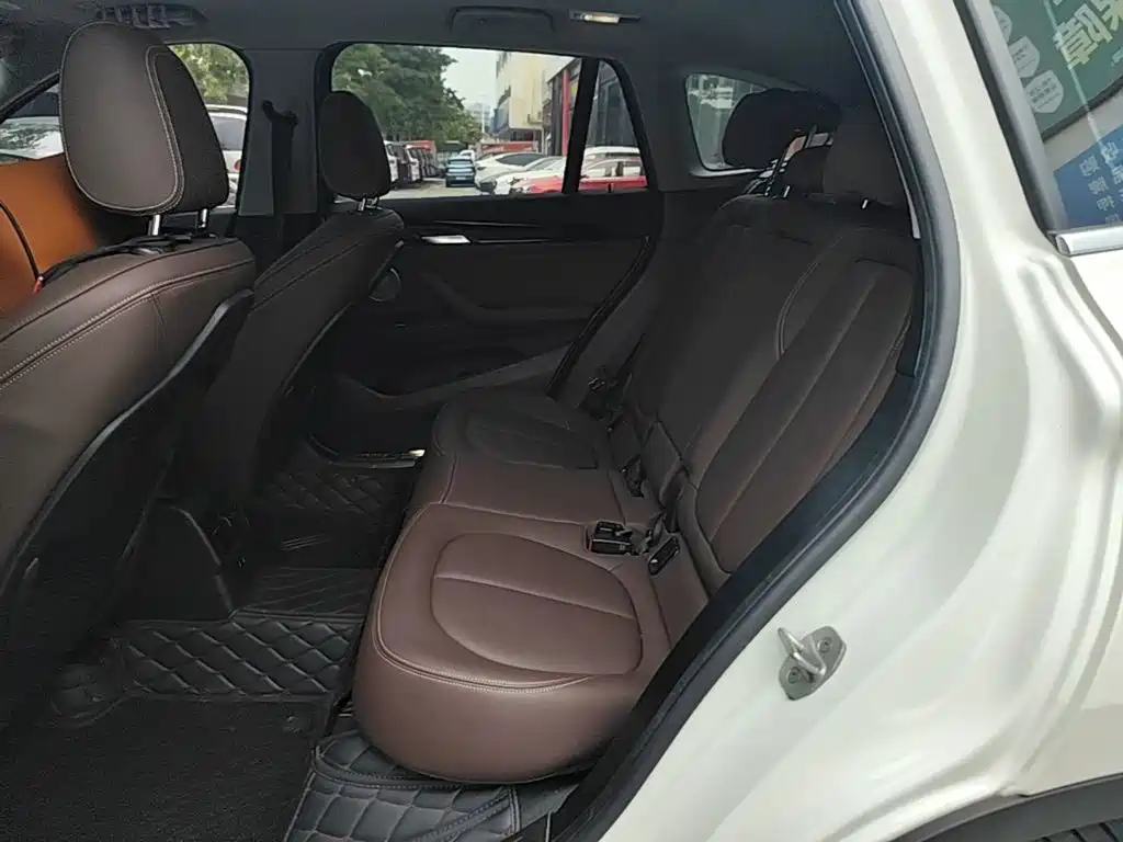 BMW X1 — фото 17
