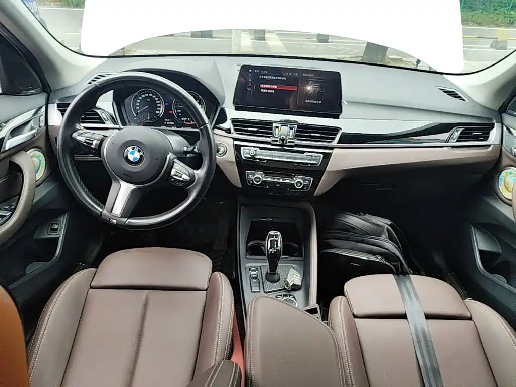 BMW X1 — фото 10
