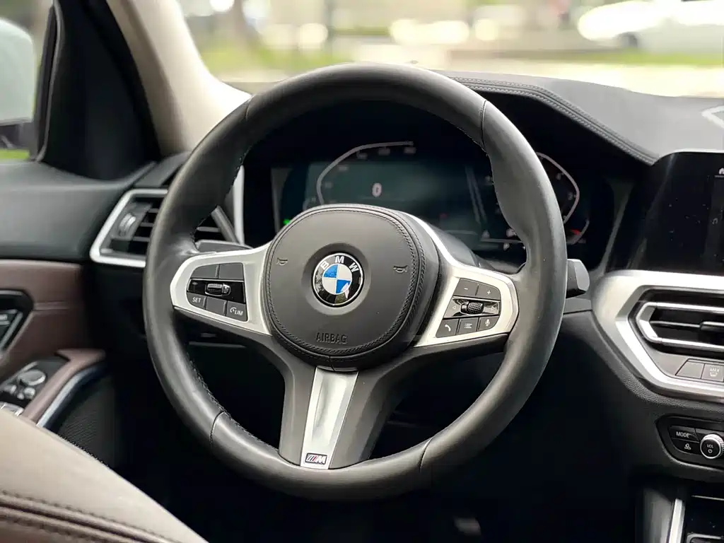 BMW 3 Series — фото 14