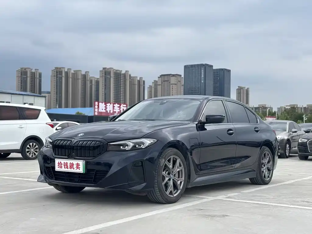 BMW i3 — фото 1