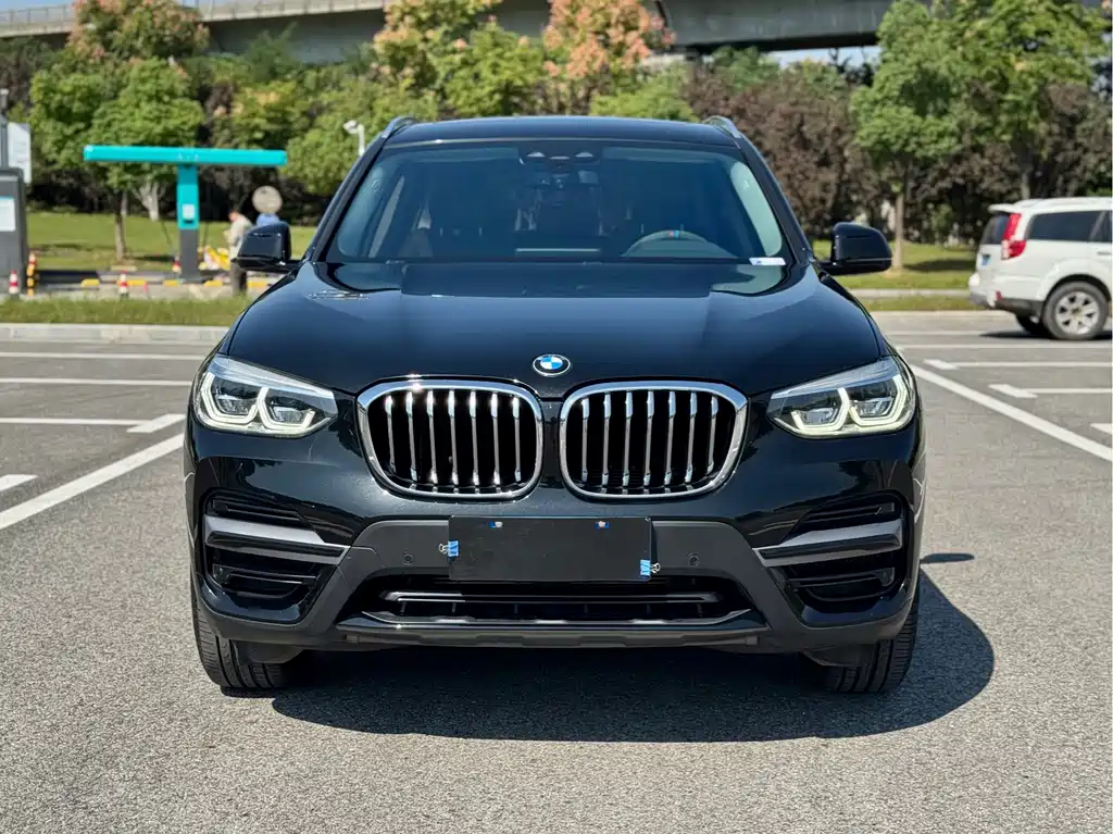 BMW X3 — фото 2