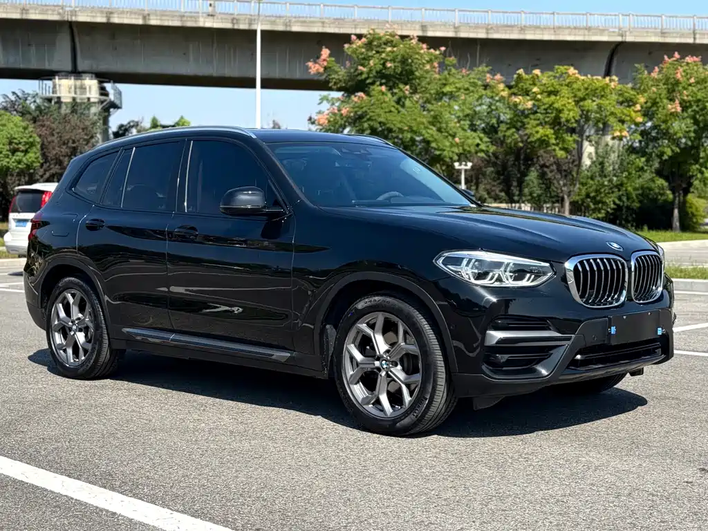 BMW X3 — фото 3