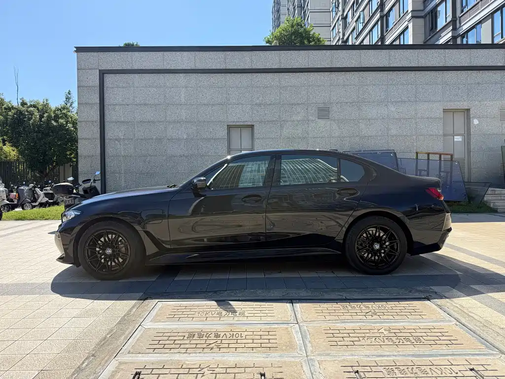 BMW i3 — фото 14