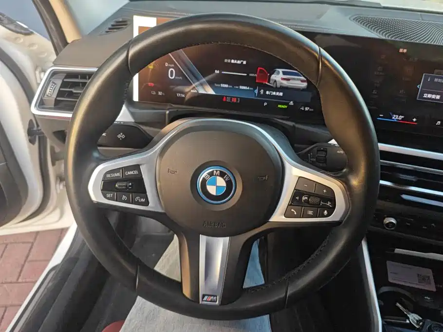 BMW i3 — фото 14