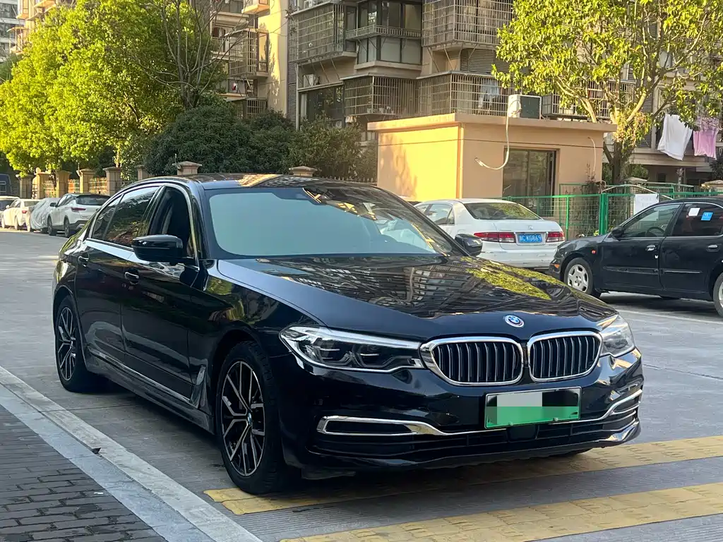 BMW 5 Series New Energy — фото 3