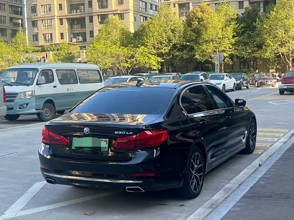 BMW 5 Series New Energy — фото 6