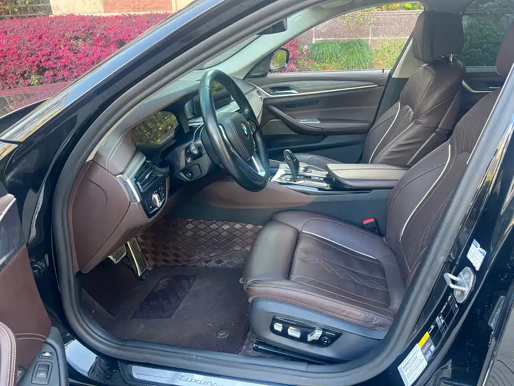 BMW 5 Series New Energy — фото 10