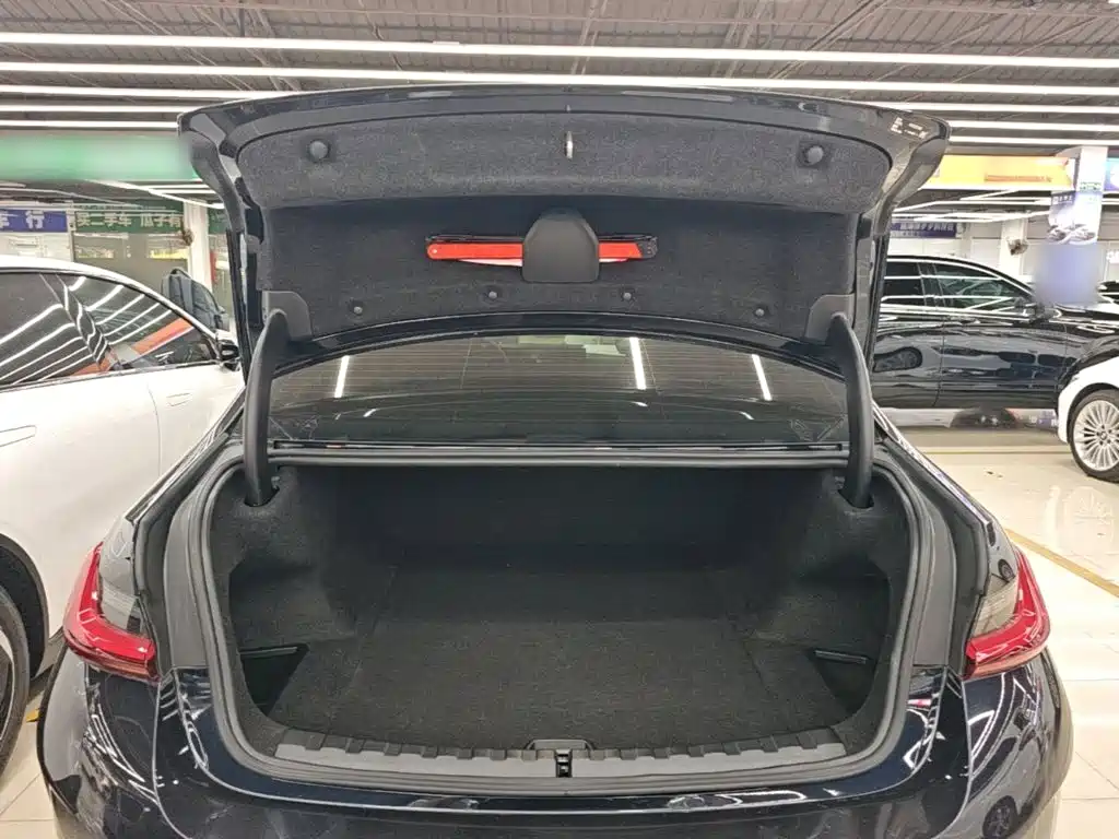 BMW i3 — фото 19