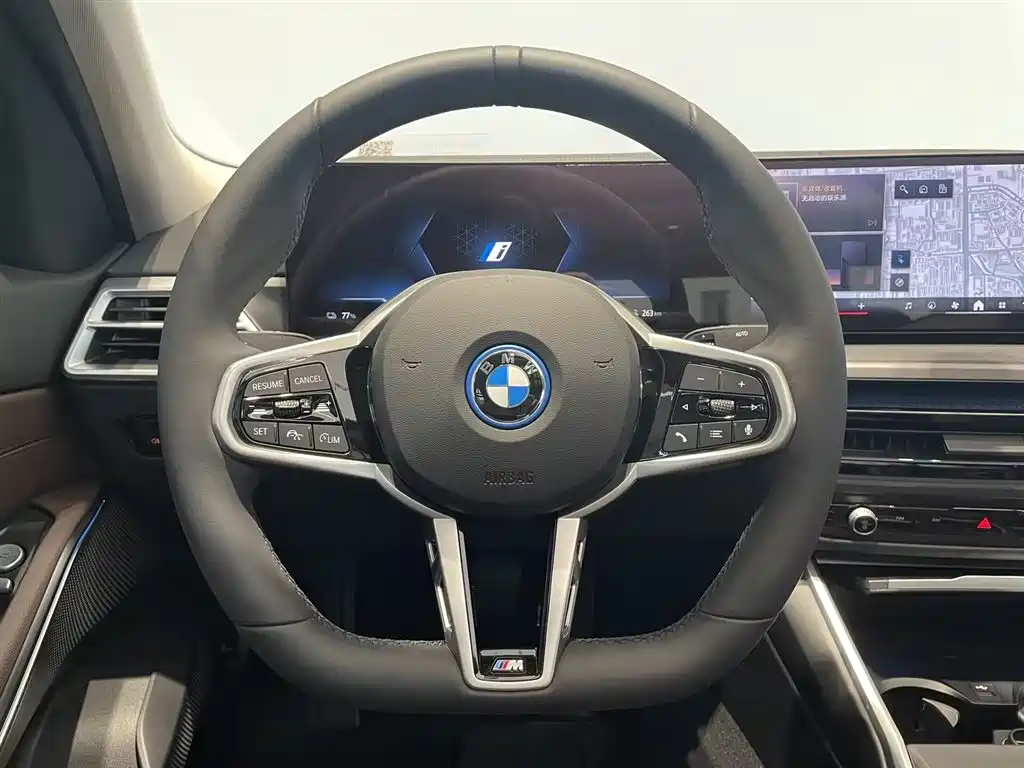 BMW i3 — фото 14