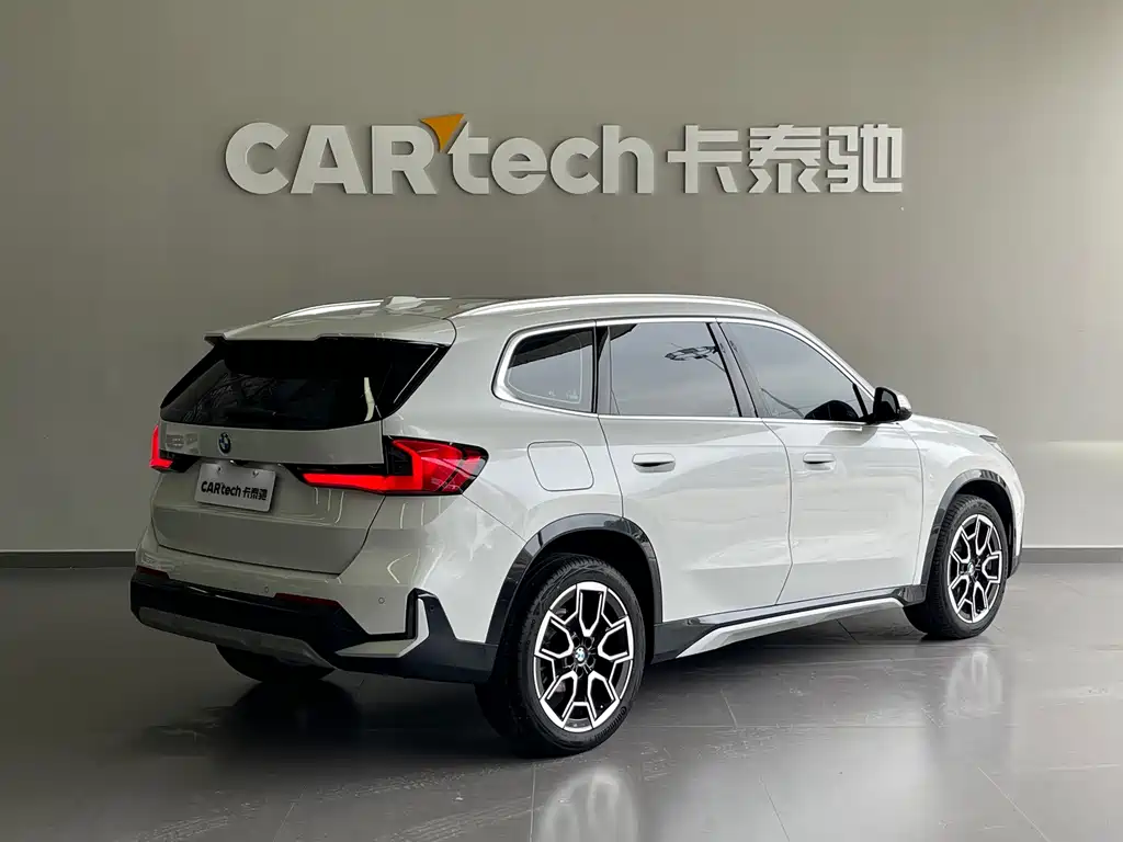 BMW X1 — фото 4