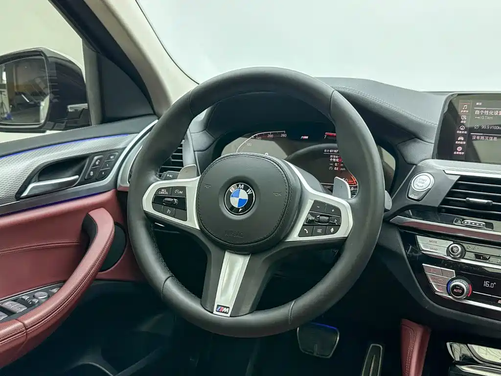 BMW X4 — фото 22