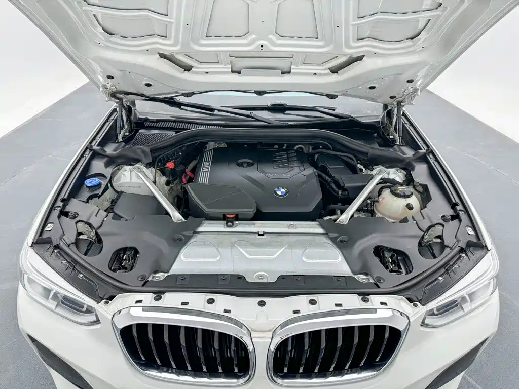 BMW X4 — фото 25