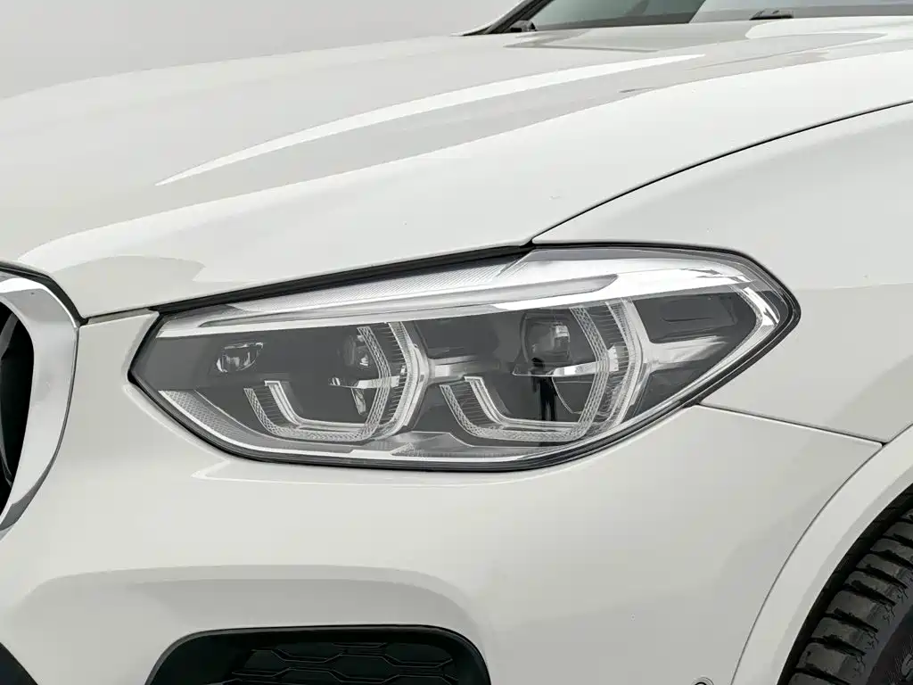 BMW X4 — фото 27