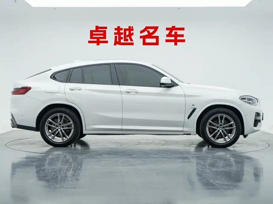 BMW X4 — фото 4