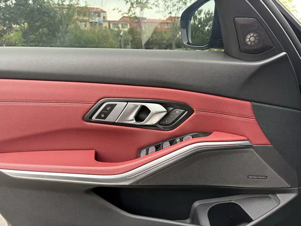 BMW 3 Series — фото 10