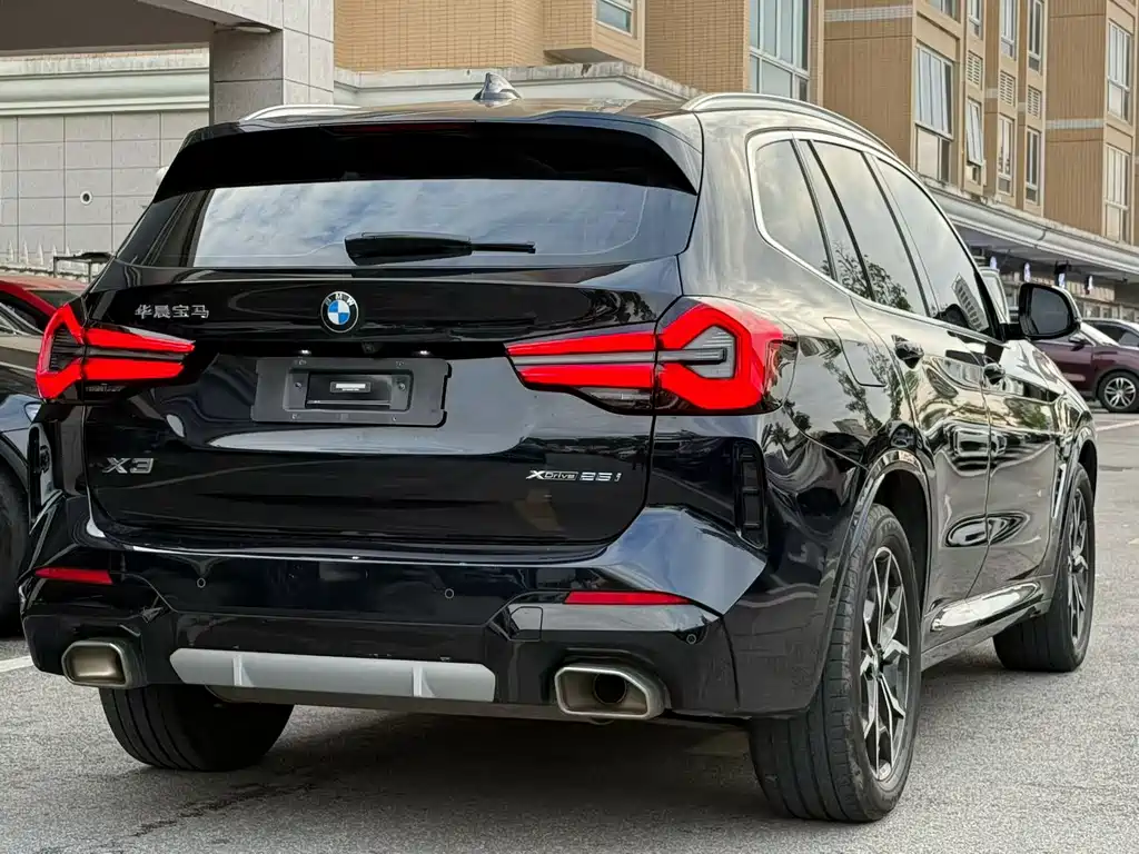 BMW X3 — фото 8