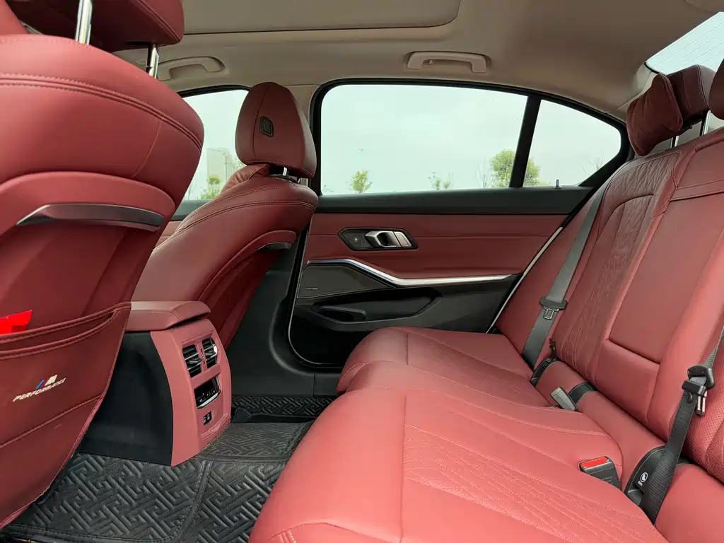 BMW 3 Series — фото 10