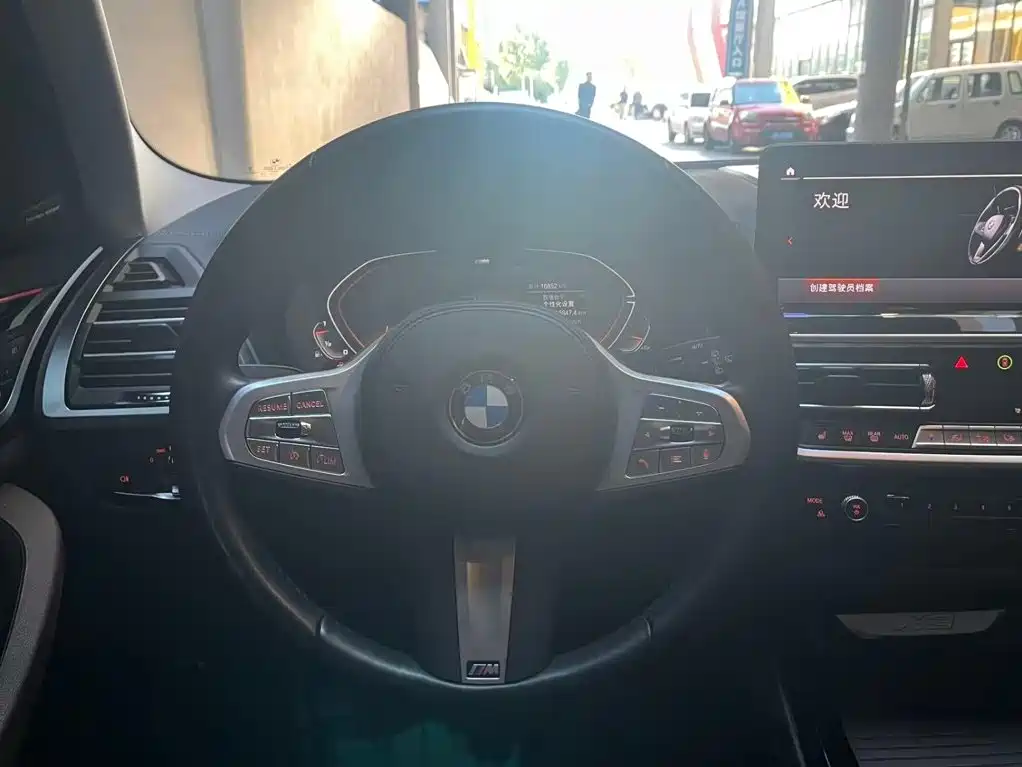 BMW X3 — фото 13
