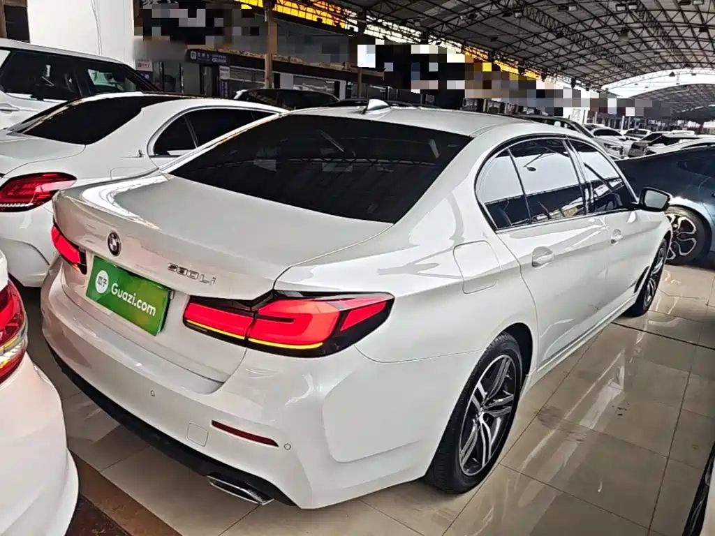 BMW 5 Series — фото 5