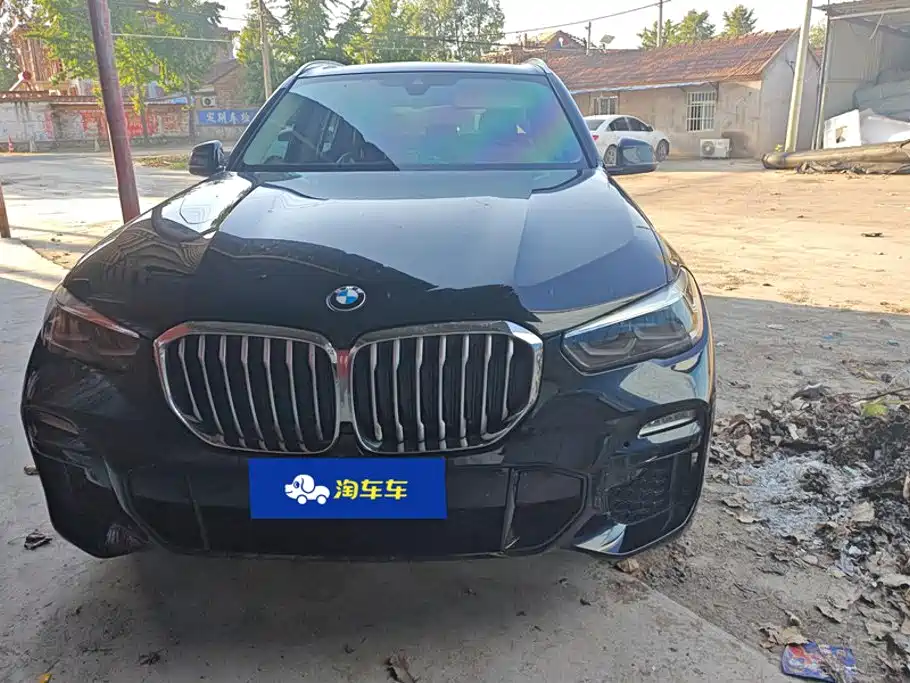 BMW X5 (Import) — фото 2