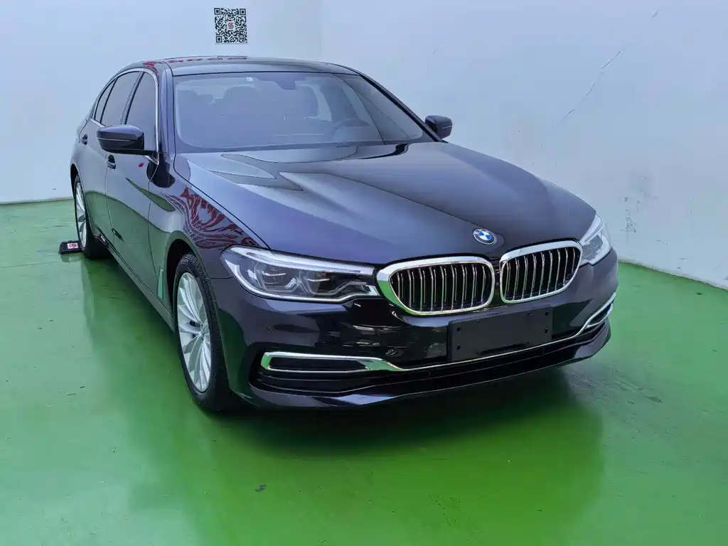 BMW 5 Series — фото 3