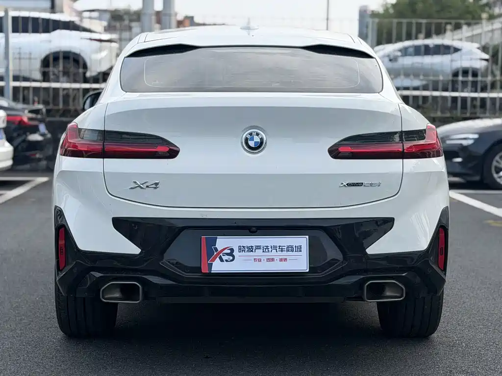 BMW X4 — фото 5