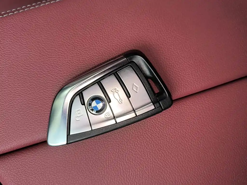 BMW 5 Series — фото 9