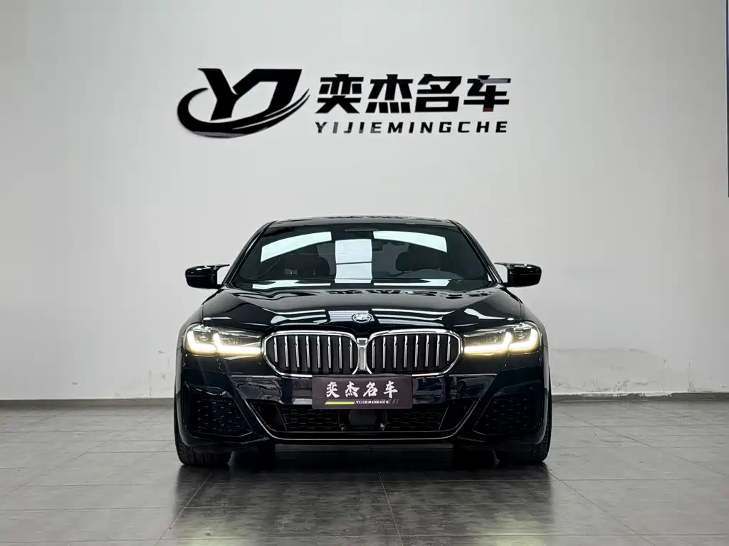 BMW 5 Series — фото 2
