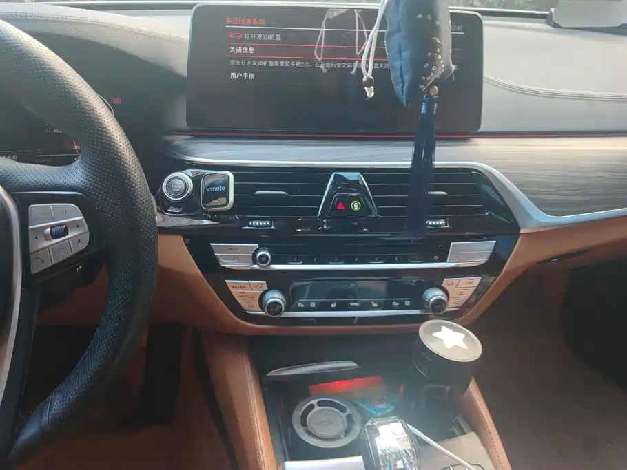 BMW 6 Series GT — фото 13