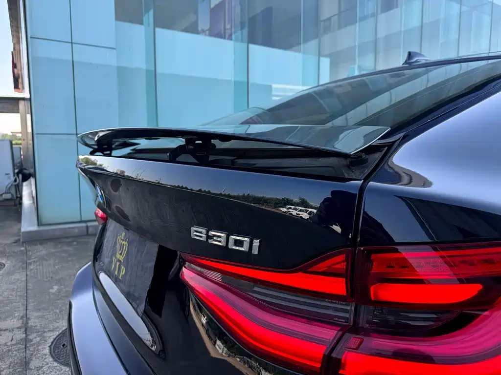 BMW 6 Series GT — фото 10