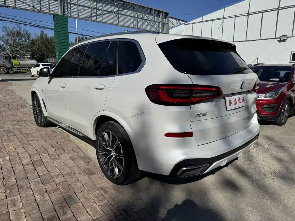 BMW X5 (Import) — фото 4